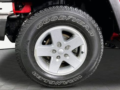 Used 2015 Jeep Wrangler Unlimited Sport w/ Quick Order Package 24S AWD/4WD image 30