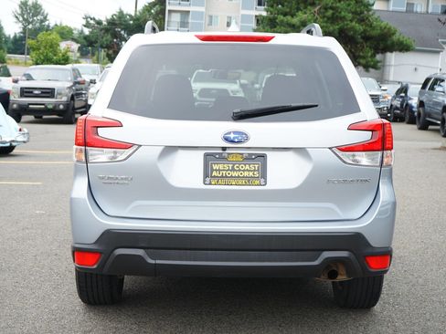 Used 2020 Subaru Forester w/ Alloy Wheel Package AWD/4WD image 4