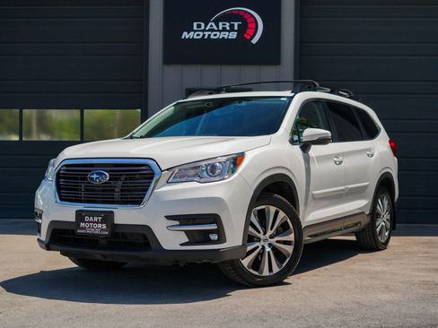 Used 2022 Subaru Ascent Limited w/ Technology Package AWD/4WD image 3