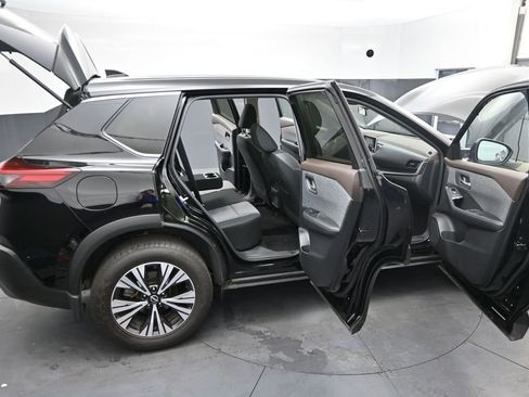 Used 2023 Nissan Rogue SV FWD image 35