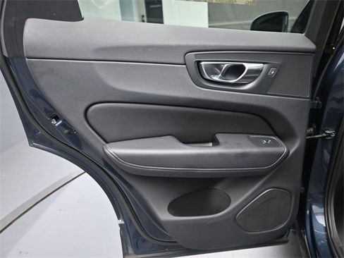 Certified 2022 Volvo XC60 B6 Inscription w/ Advanced Package image 23