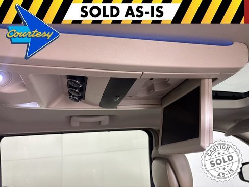 Used 2014 Chrysler Town & Country Touring-L w/ Driver Convenience Group FWD image 18