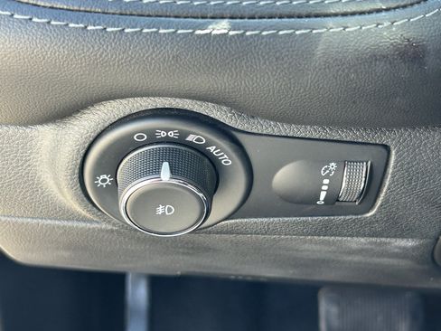 Used 2022 Dodge Durango GT RWD image 20