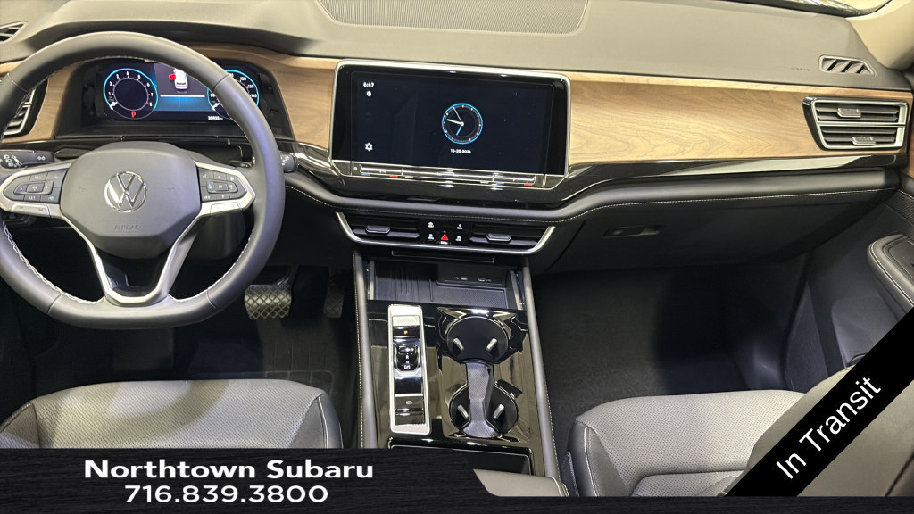 Used 2025 Volkswagen Atlas SE AWD/4WD image 10