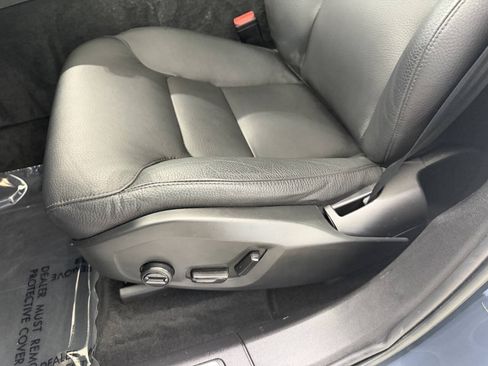 Used 2023 Volvo XC60 B5 Plus FWD image 28
