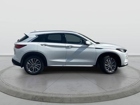 Certified 2023 INFINITI QX50 Luxe image 3