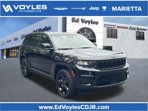 Used 2025 Jeep Grand Cherokee Limited w/ Black Appearance Package AWD/4WD image 1
