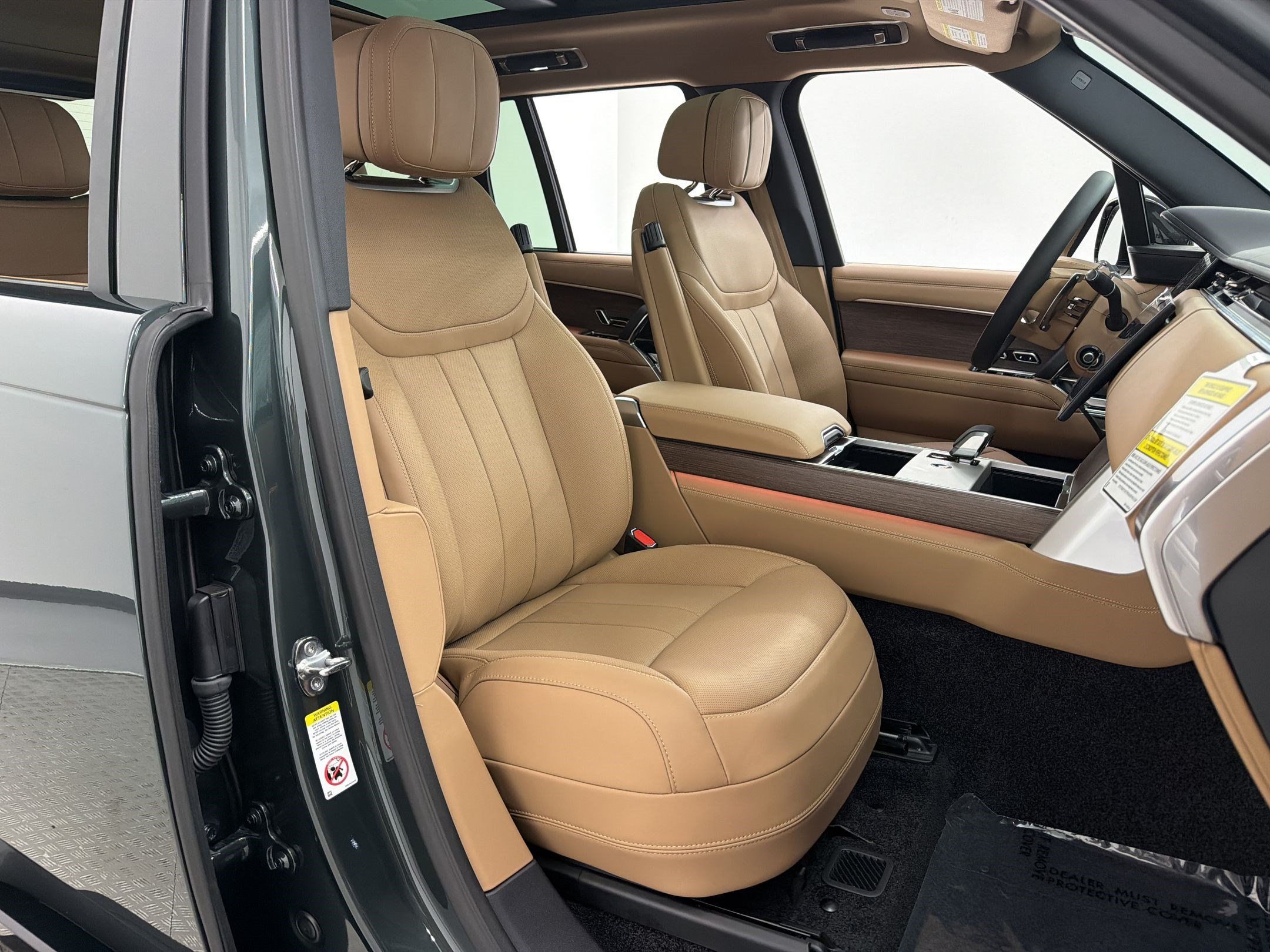 New 2026 Land Rover Range Rover SE AWD/4WD image 30