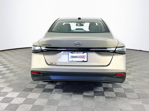 New 2026 Nissan Sentra SV w/ SV Convenience Package FWD image 9