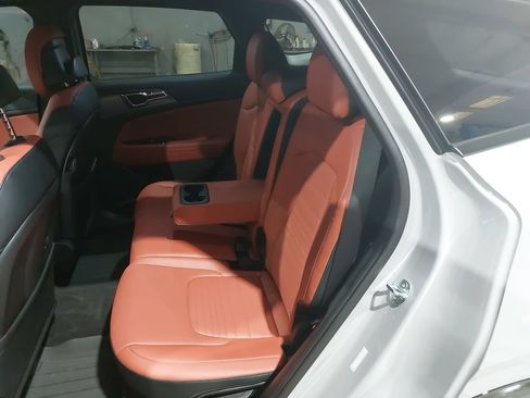 Used 2024 Kia Sportage SX AWD/4WD image 15