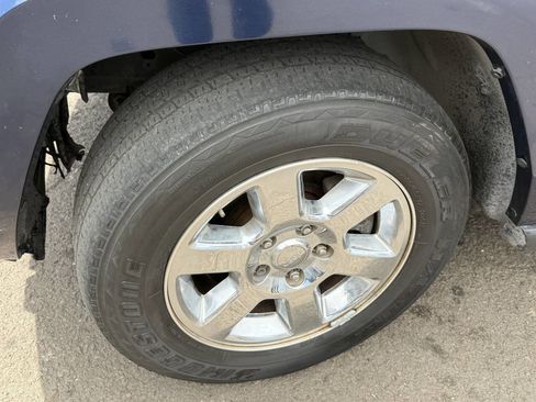 Used 2006 Jeep Commander Limited w/ Trailer Tow Group IV image 11