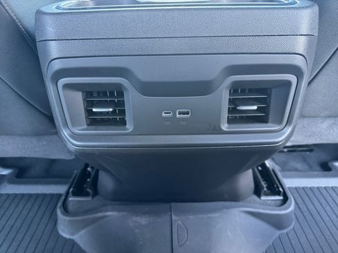 Used 2026 Chevrolet Silverado 1500 LT Trail Boss w/ Convenience Package II AWD/4WD image 22
