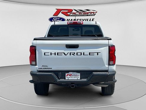 Used 2023 Chevrolet Colorado Z71 w/ Z71 Convenience Package 2 AWD/4WD image 8
