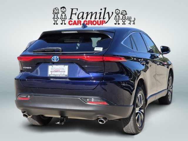 Used 2024 Toyota Venza LE AWD/4WD image 4