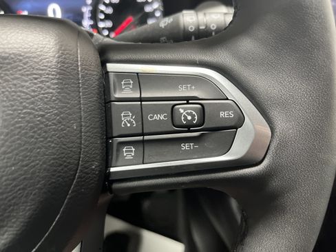 Used 2023 Jeep Compass Limited AWD/4WD image 20