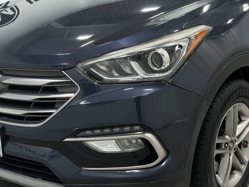 Used 2017 Hyundai Santa Fe Sport image 29