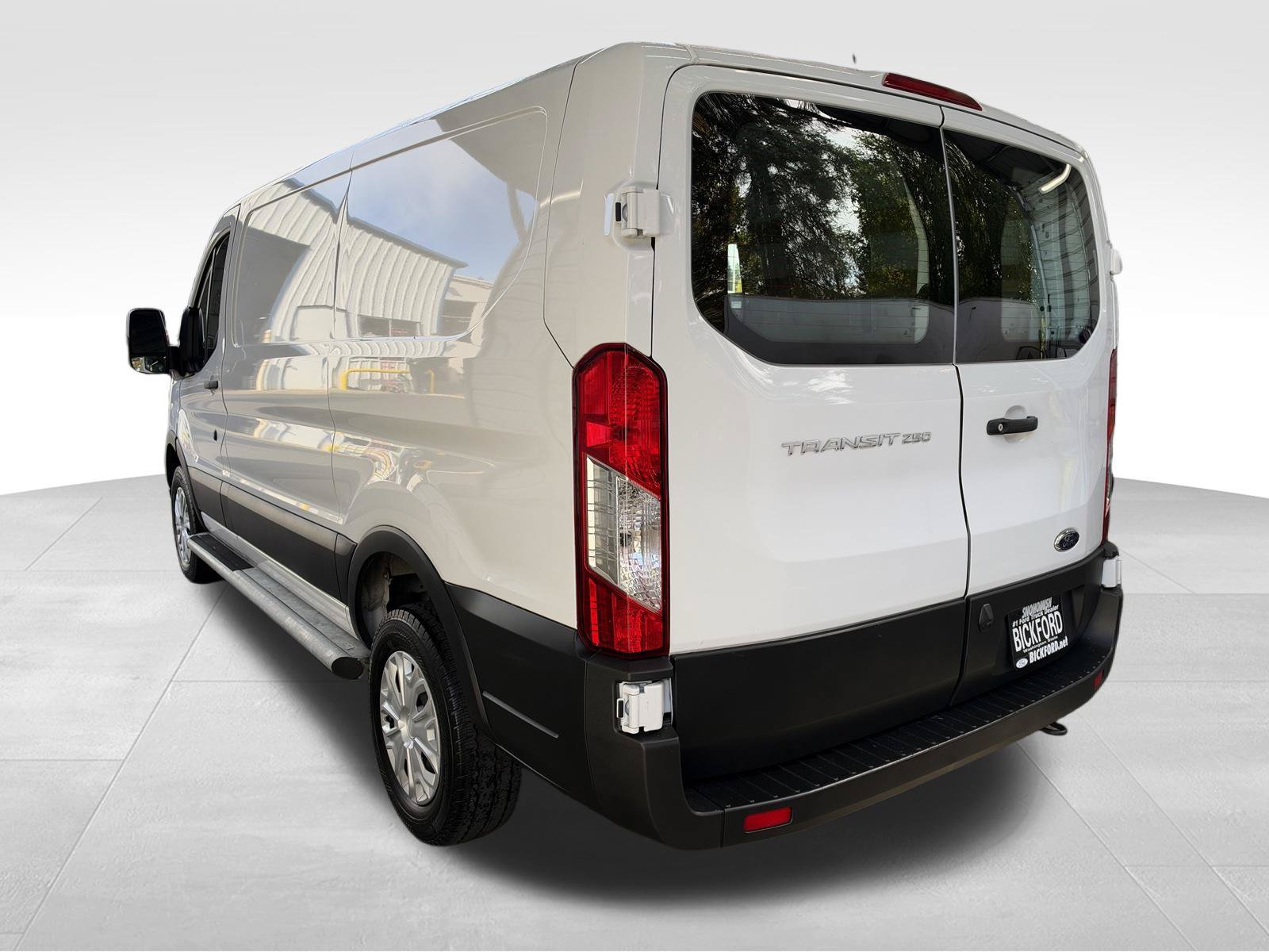 Used 2025 Ford Transit 250 Low Roof w/ Exterior Upgrade Package RWD image 9