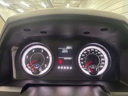 Used 2018 RAM 2500 Tradesman w/ Chrome Appearance Group image 17