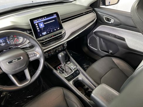 Used 2022 Jeep Compass Latitude w/ Sun and Sound Group image 22