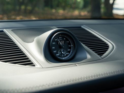 New 2026 Porsche Macan image 26