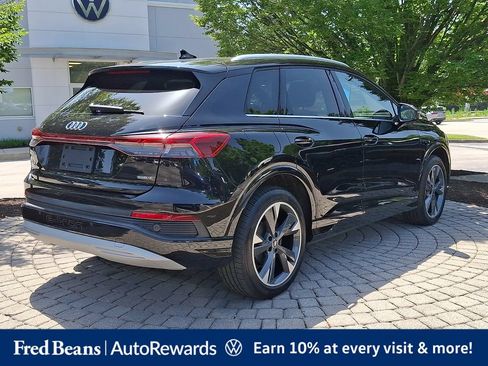 Used 2022 Audi Q4 e-tron Premium Plus w/ Premium Plus AWD/4WD image 7