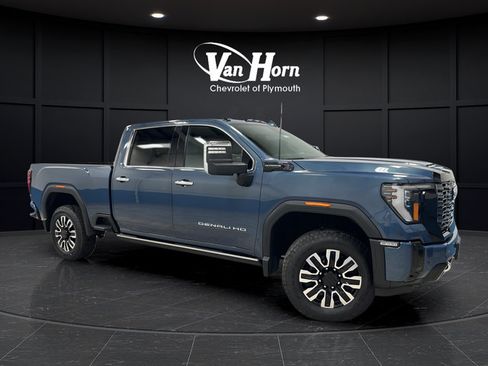 Used 2025 GMC Sierra 3500 Denali Ultimate AWD/4WD image 1