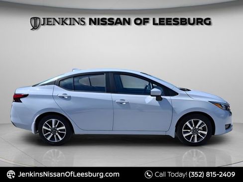 New 2025 Nissan Versa SV w/ Trunk Package image 2