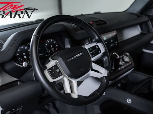 Used 2023 Land Rover Defender 110 X-Dynamic SE AWD/4WD image 25