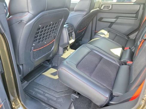 Used 2025 Ford Bronco Raptor AWD/4WD image 18