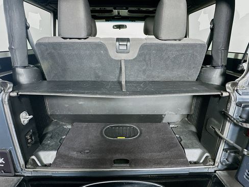 Used 2017 Jeep Wrangler Sport image 23