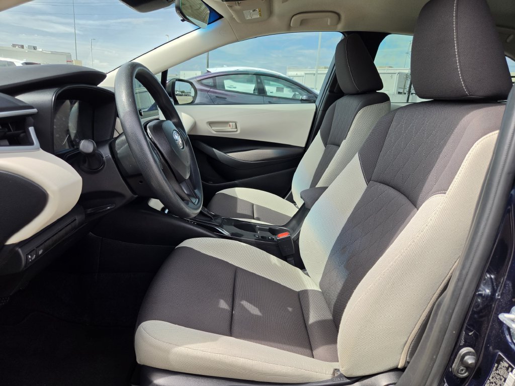Used 2025 Toyota Corolla LE FWD image 26