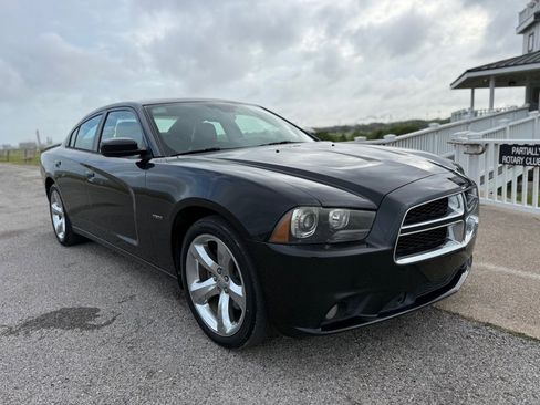 Used 2011 Dodge Charger R/T image 3