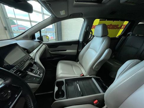 Used 2019 Honda Odyssey EX-L image 11