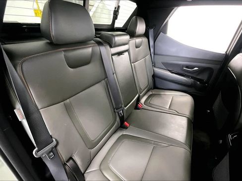 Certified 2025 Hyundai Santa Cruz Limited AWD/4WD image 28