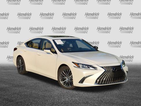 Used 2023 Lexus ES 300h w/ Premium Package FWD image 2