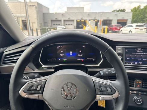 Used 2024 Volkswagen Jetta S FWD image 17