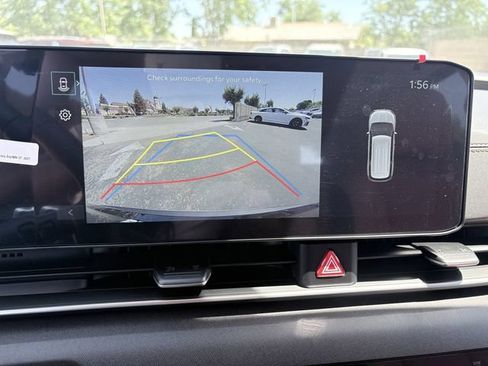 New 2026 Kia Carnival EX FWD image 7