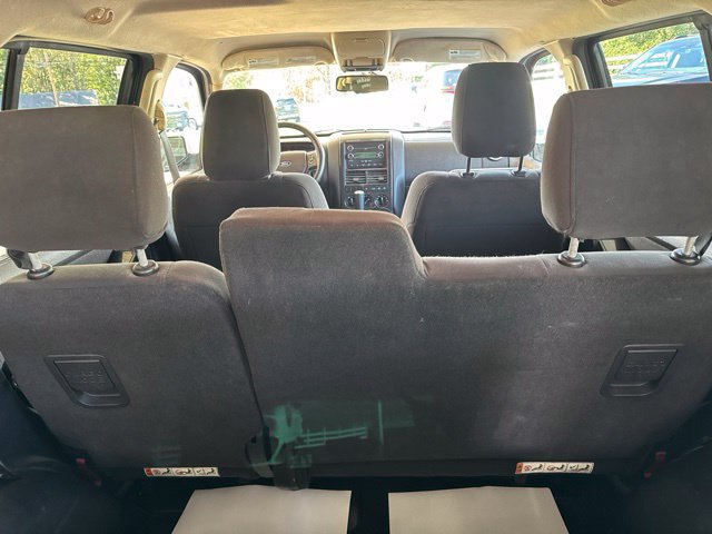 Used 2010 Ford Explorer XLT AWD/4WD image 28