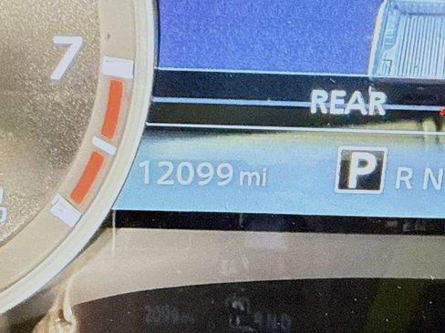 Certified 2025 Nissan Frontier SV RWD image 5