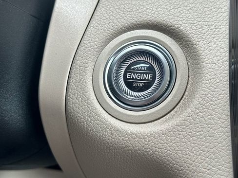 Used 2022 Mercedes-Benz GLC 300 image 22