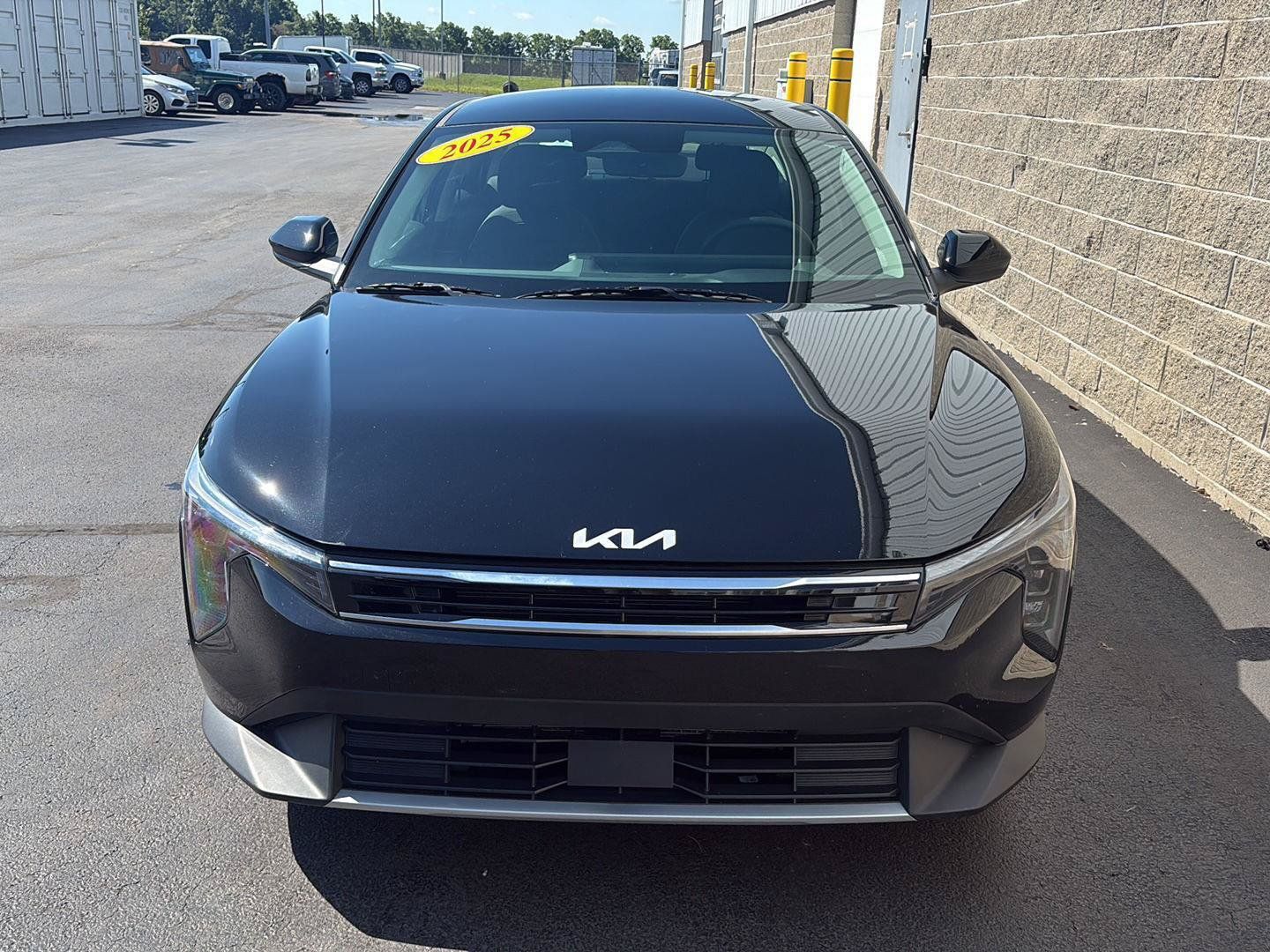 Used 2025 Kia K4 EX FWD image 40