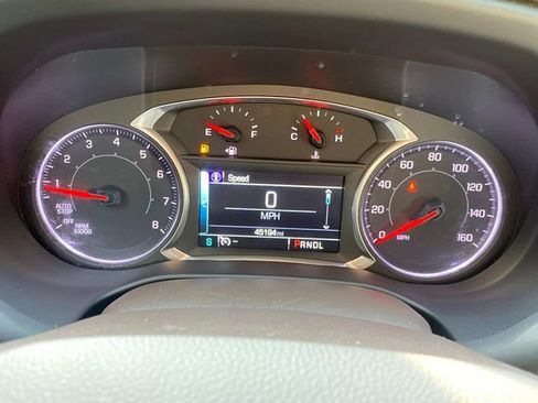 Used 2019 GMC Acadia SLT FWD image 17