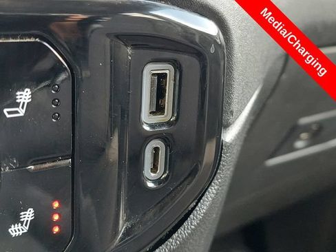 Used 2023 Chevrolet Silverado 1500 LT AWD/4WD image 18