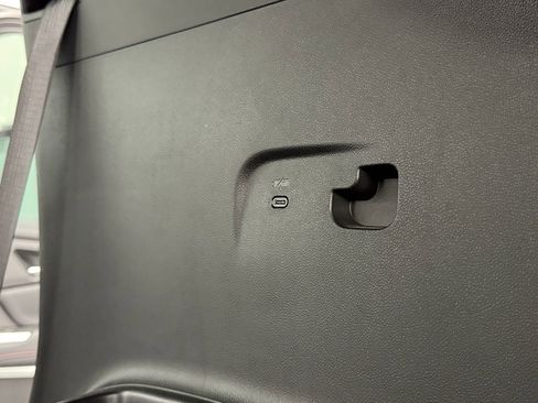 Used 2024 Chevrolet Traverse RS w/ LPO, Floor Liner Package image 44