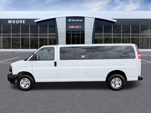 Used 2024 Chevrolet Express 3500 LS image 6