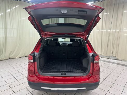 Certified 2024 Chevrolet Equinox LT w/ LPO, Floor Liner Package image 8