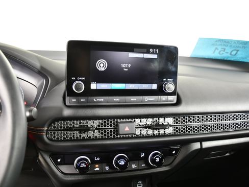 Certified 2025 Honda HR-V Sport image 25