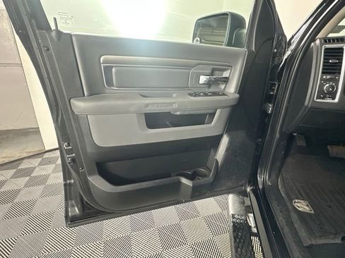 Used 2018 RAM 1500 Big Horn image 17