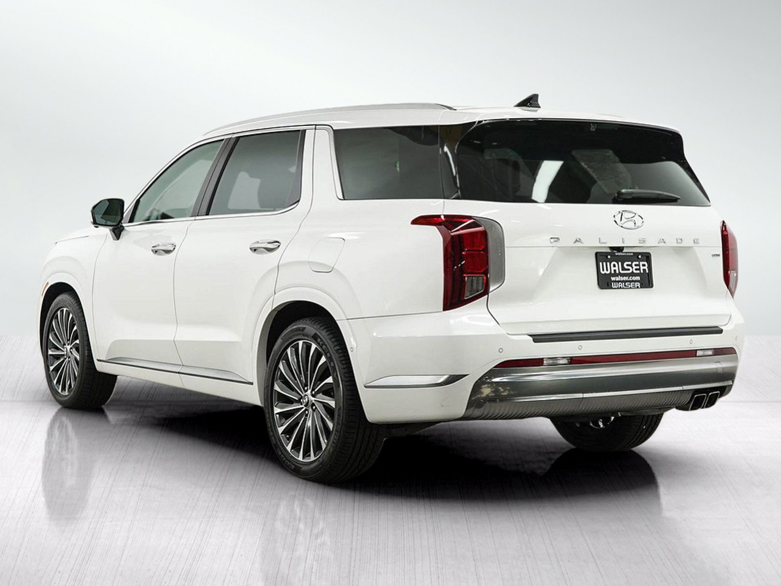 Used 2023 Hyundai Palisade Calligraphy AWD/4WD image 3