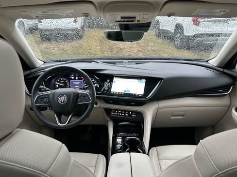 Used 2023 Buick Envision Avenir image 9